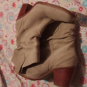 MATISSE Tan womens slouch short cowboy boots